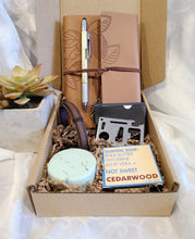 Load image into Gallery viewer, Men's Gift Box: Selfcare Box for Men, Handy Dad, Husband Gift Set, Care Package for Him, Fathers Day Gift, Male Coworker Gift, Corporate
